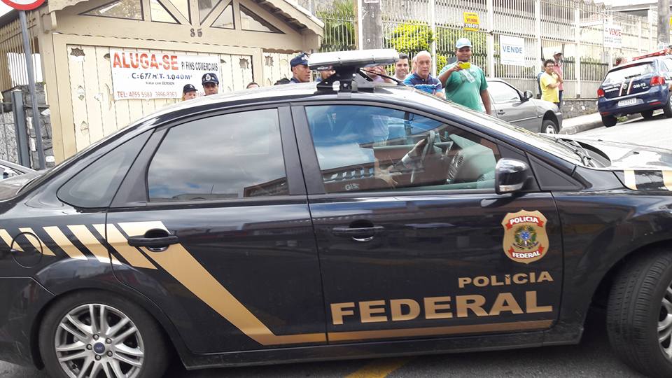 Polícia Federal não ficou por muito tempo em Diadema (Foto: Facebook)