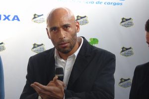 Time ainda não anunciou quem será o novo técnico (Foto: Carlos Carvalho)