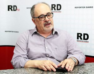 Carlos Balladas, presidente da Associação dos Jornais do Interior de SP (Foto: Caíque Alencar)