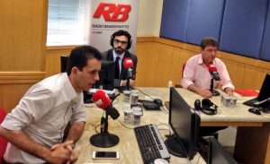 Candidatos lembraram de atuação durante a atual gestão (Foto: Danilo Gobatto/Rádio Bandeirantes)