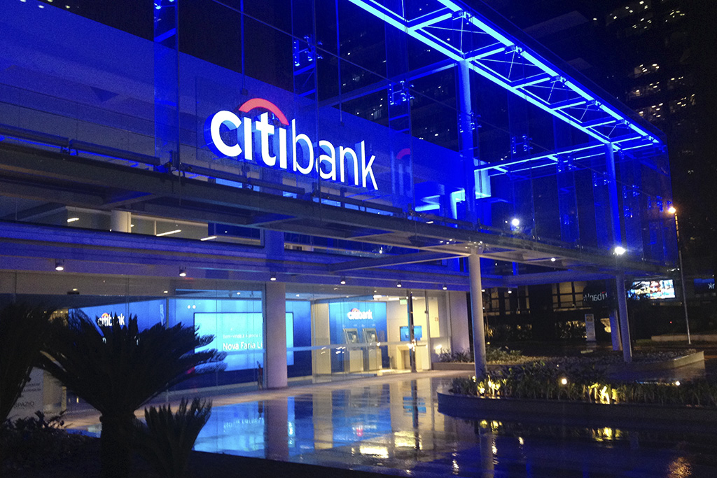 Itaú confirma compra da unidade de varejo do Citibank no ...