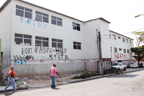 Hospital em Santo André depende de verba para ser concluído (Foto: Pedro Diogo)