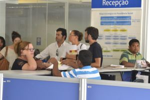 Brasília - Após mais de quatro meses de paralisação, médicos peritos do INSS retornaram hoje (25) ao trabalho com atendimento exclusivo para perícia inicial (Valter Campanato/Agência Brasil)