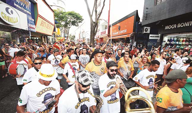 Com 25 instrumentistas, Maloca do Barbosa sai para rua dia 18 de fevereiro, no Centro de S.André (Foto: Miguel Denser)