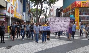 Manifestantes também vão fazer campanha nas redes sociais (Foto: Carlos Carvalho)
