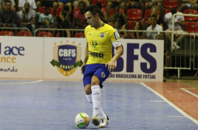 Falcão é eleito melhor jogador de futsal do mundo pela quinta vez