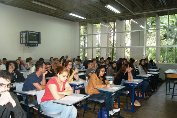 Fundação Santo André e Faculdade de Medicina realizam vestibular agendado