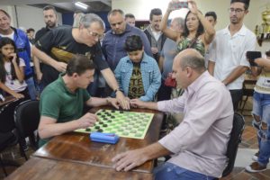 São Bernardo oferece cursos gratuitos de xadrez e jogos de damas