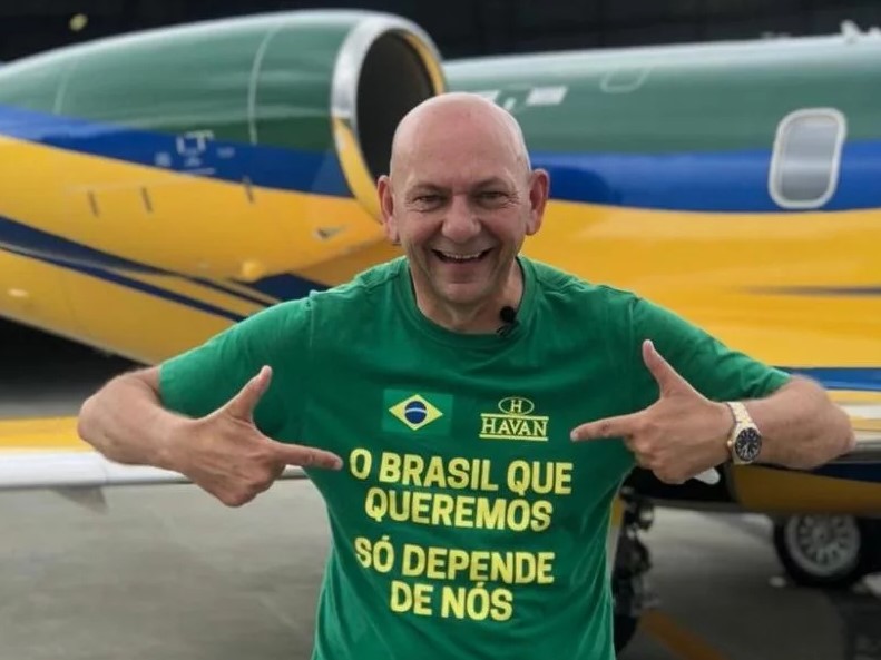 Luciano Hang, dono da Havan, doa R$ 1 mi para Bolsonaro na reta