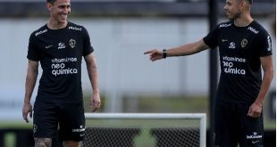 Corinthians não para em Matías Rojas e agora mira jogador camisa 10 do  Santos