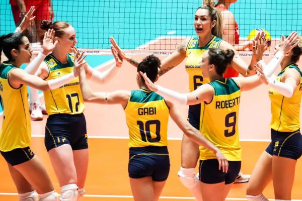 Brasil supera Japão e confirma vaga em Paris 2024 no vôlei feminino