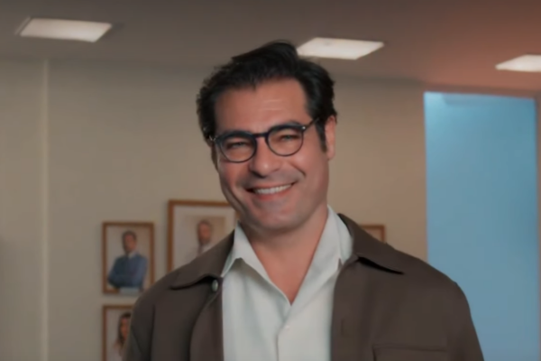 Por Você: Gabriel declara seu amor a Bela