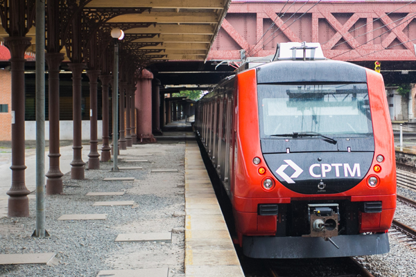 Passageiros sofrem com lotação na estação Brás da CPTM, Bom dia SP