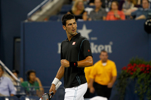 Djokovic bate Sinner, se garante na final e mira 8º título em Wimbledon